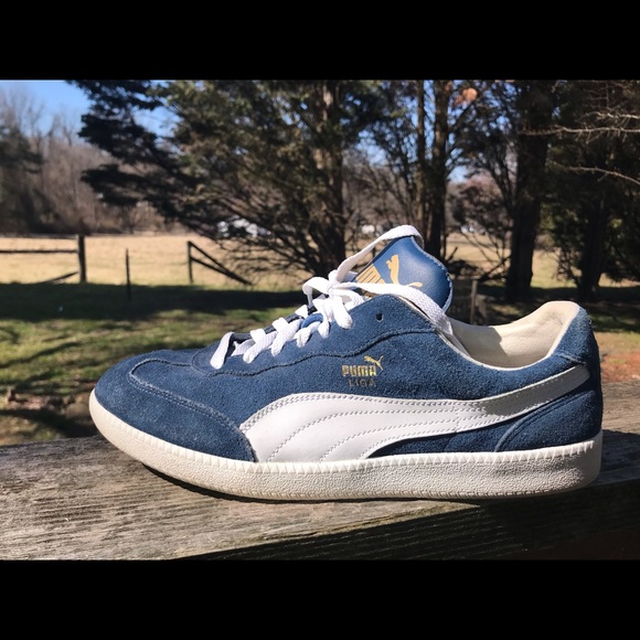 PUMA Blue Velvet Athletic Shoes for Women for sale | eBay VELVET NAVY BLUE GV SPECIAL PUMAS